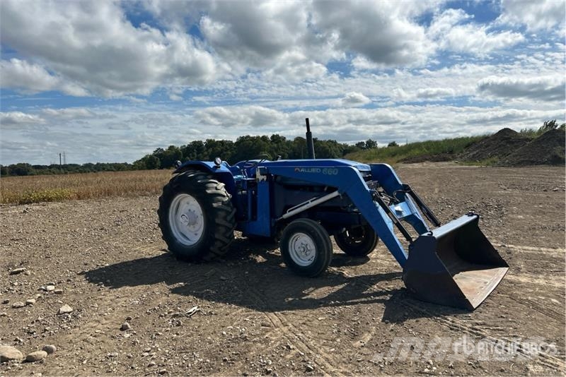 Leyland 2WD Tractor Tractoren
