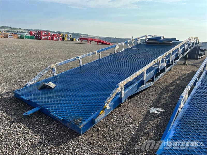  Liaoning DCQ-10 37 ft 5 in x 6 ft 10 in Loading Ra Drugi deli