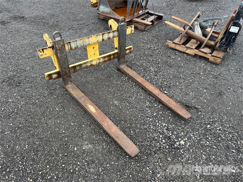 Liebherr 47 in Wheel Loader Forks Vilice
