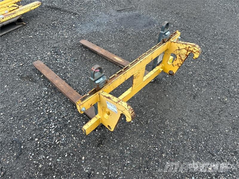 Liebherr 47 in Wheel Loader Forks Vilice