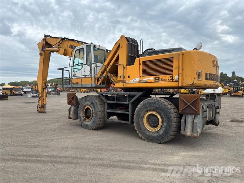 Liebherr 944LH Wheel Material Handler Būvniecība- Citi