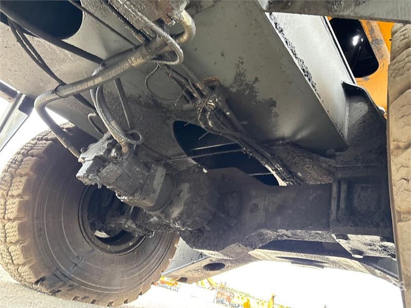 Liebherr 944LH Wheel Material Handler Būvniecība- Citi