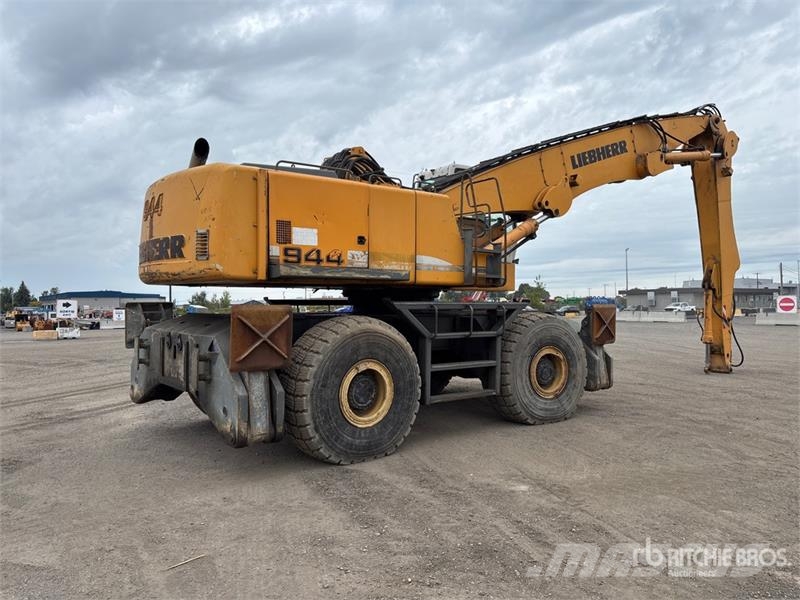 Liebherr 944LH Wheel Material Handler Būvniecība- Citi