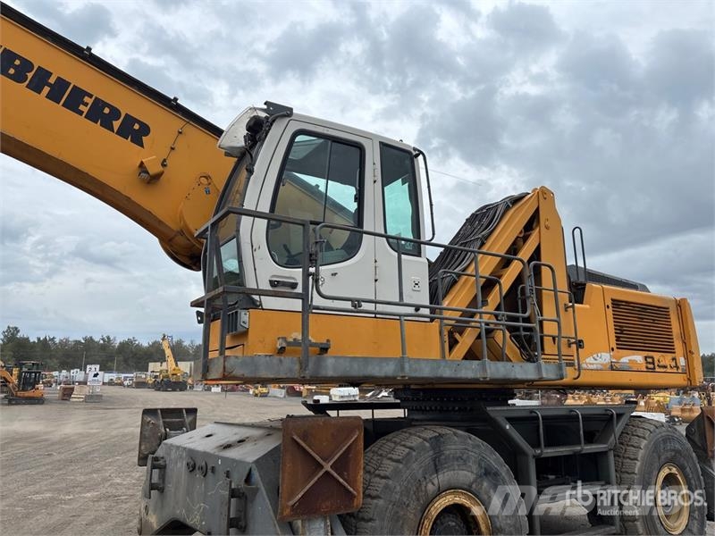 Liebherr 944LH Wheel Material Handler Būvniecība- Citi