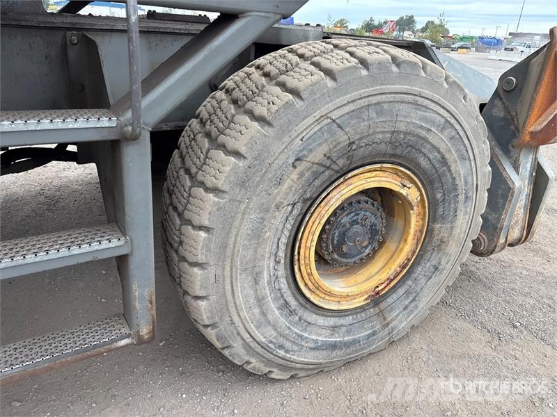 Liebherr 944LH Wheel Material Handler Būvniecība- Citi