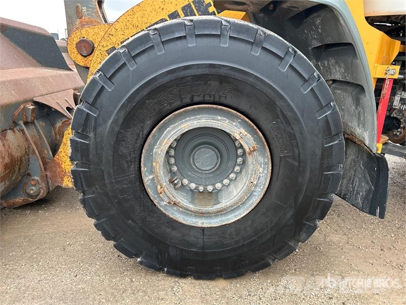 Liebherr L586 Wheel Loader Wheel loaders