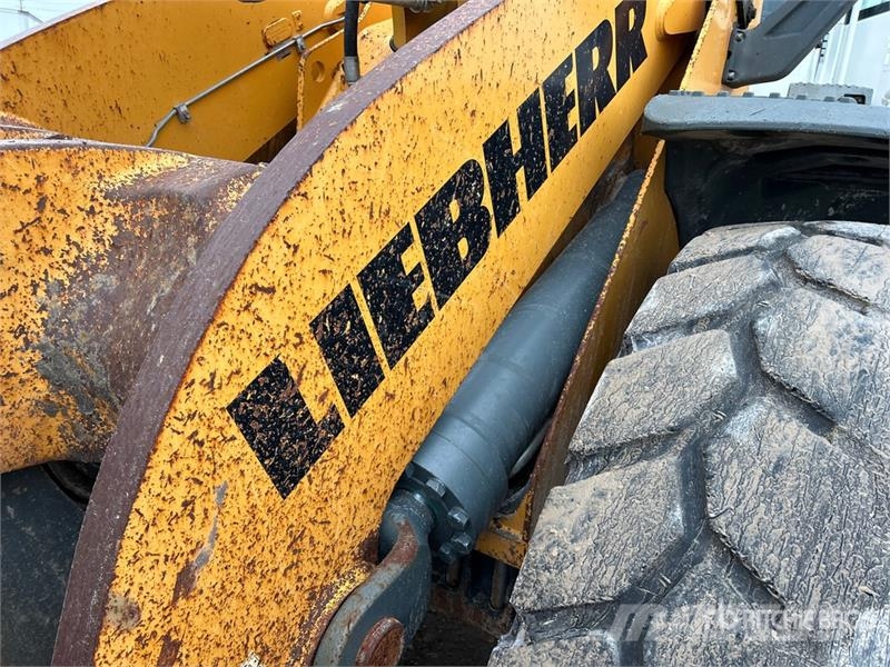 Liebherr L586 Wheel Loader Wheel loaders