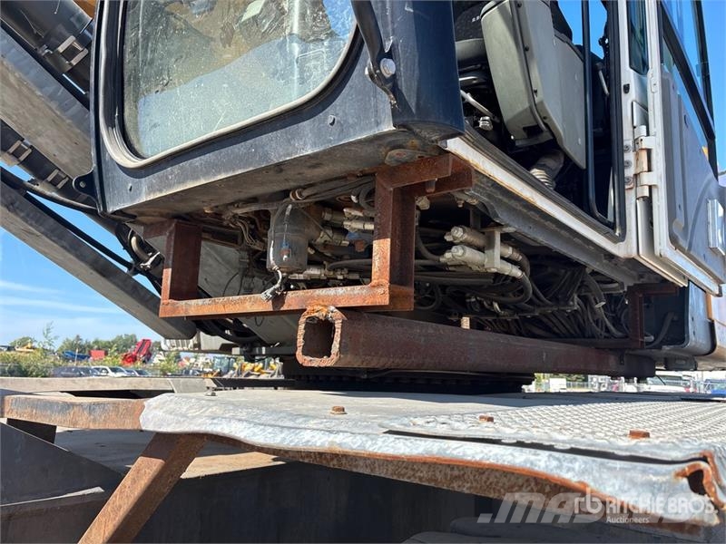 Liebherr LH60M Wheel Material Handler Építőipar - Egyebek