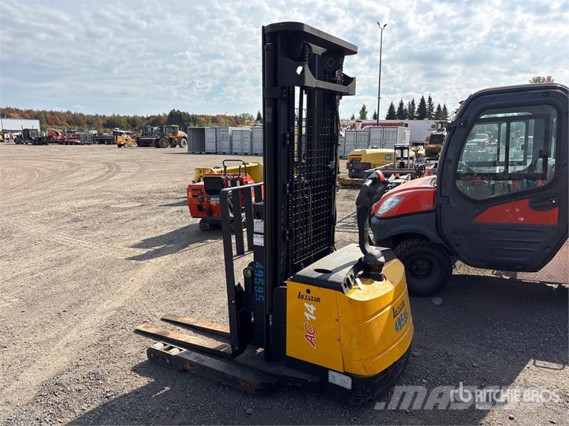 Liftstar CQDH14-850-4500 1400 kg Electric Stacker Staplare