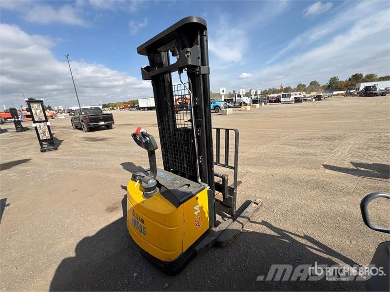 Liftstar CQDH14-850-4500 1400 kg Electric Stacker Staplare