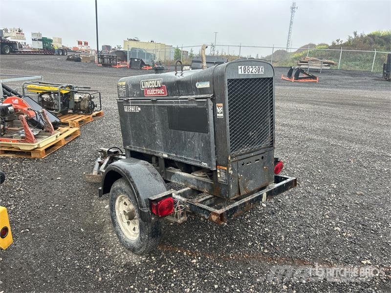 Lincoln Classic 300 HE 300 A Mobile Engine Driven Welder Sveisemaskin