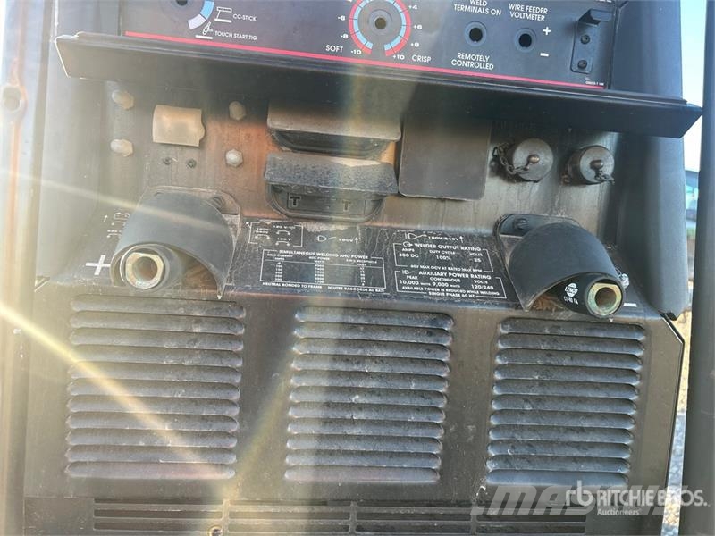 Lincoln Electric Electric 300 A Mobile Electric Welder Lasapparaten