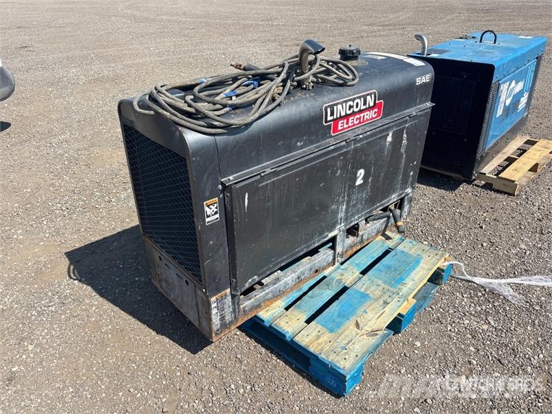 Lincoln Electric Electric SAE300 300 A Skid-Mounted Engine Зварювальні апарати