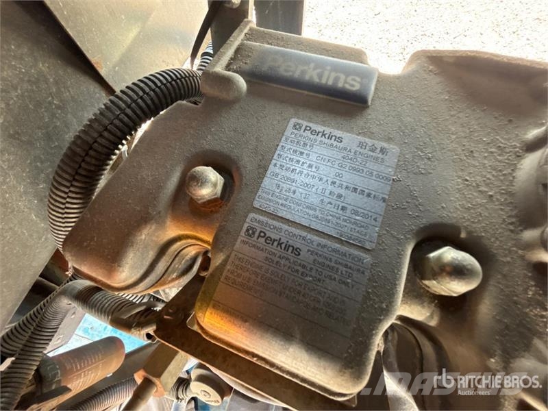 Lincoln Electric Electric SAE300 300 A Skid-Mounted Engine Зварювальні апарати