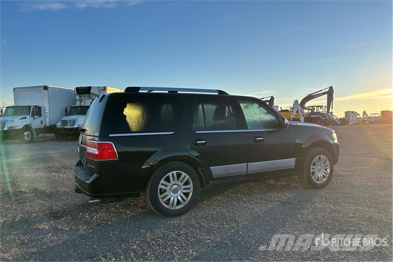 Lincoln Navigator 4x4 SUV Automobili