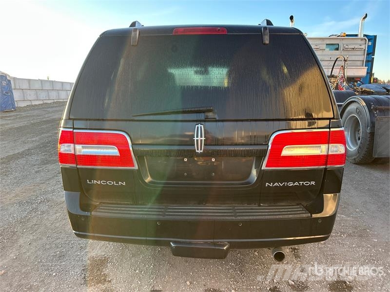 Lincoln Navigator 4x4 SUV Automobili