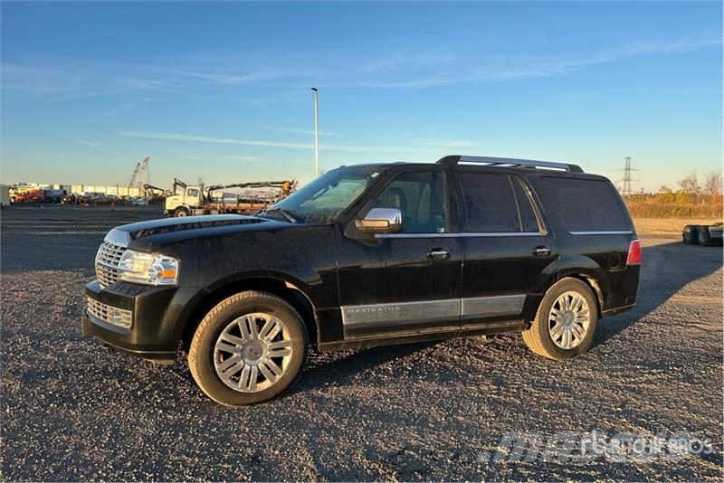 Lincoln Navigator 4x4 SUV Automobili