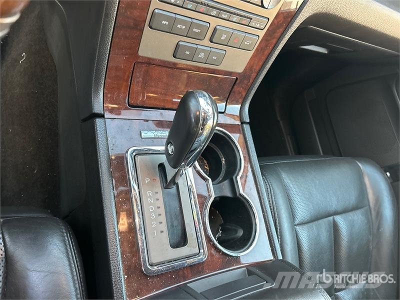 Lincoln Navigator 4x4 SUV Automobili
