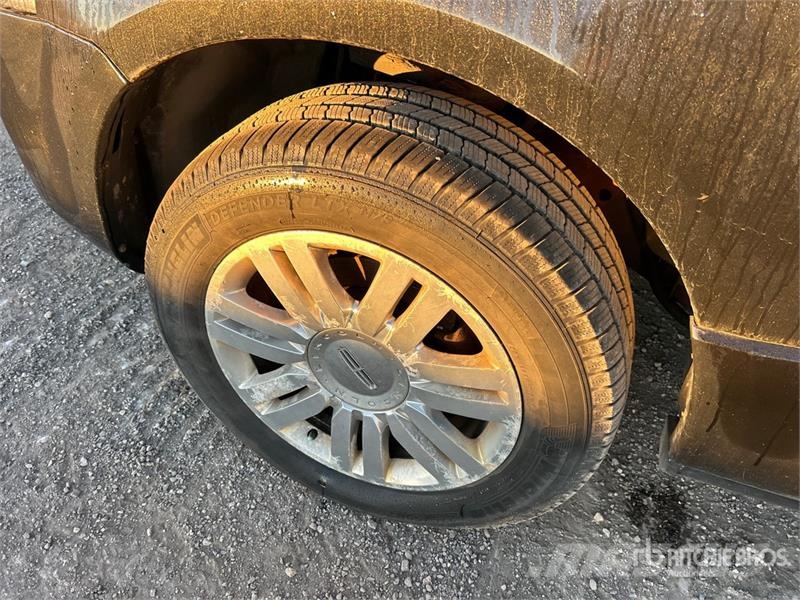 Lincoln Navigator 4x4 SUV Automobili