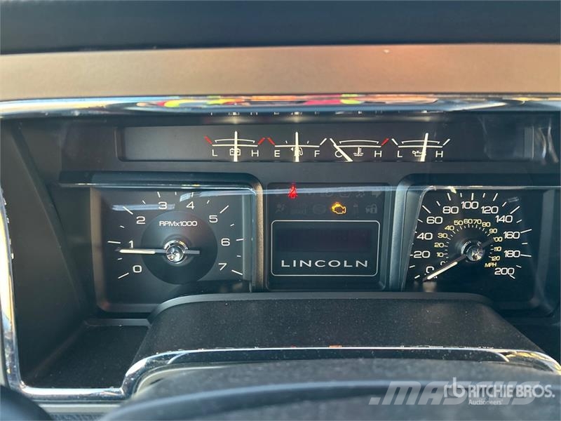 Lincoln Navigator 4x4 SUV Automobili