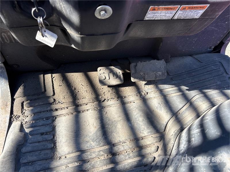 Linde 2000 kg Forklift شاحنات ذات رافعات شوكية - أخرى