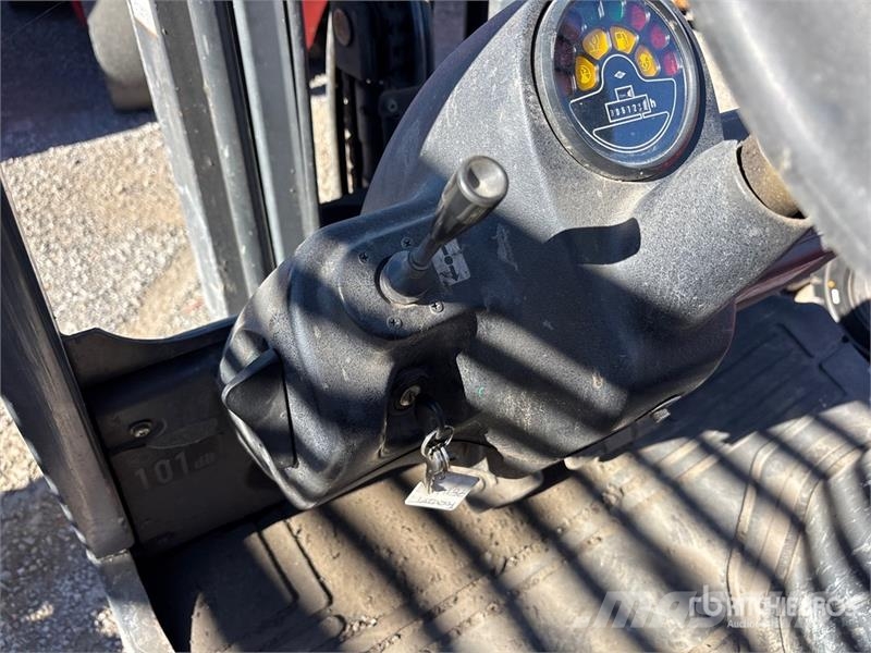 Linde 2000 kg Forklift شاحنات ذات رافعات شوكية - أخرى