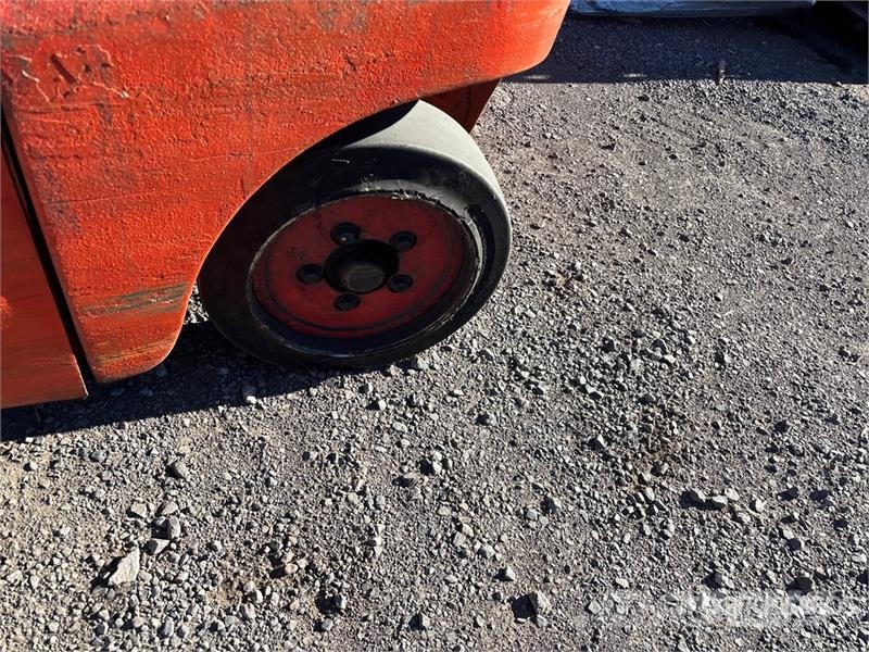 Linde H20CT/600 2150 lb Forklift Інше