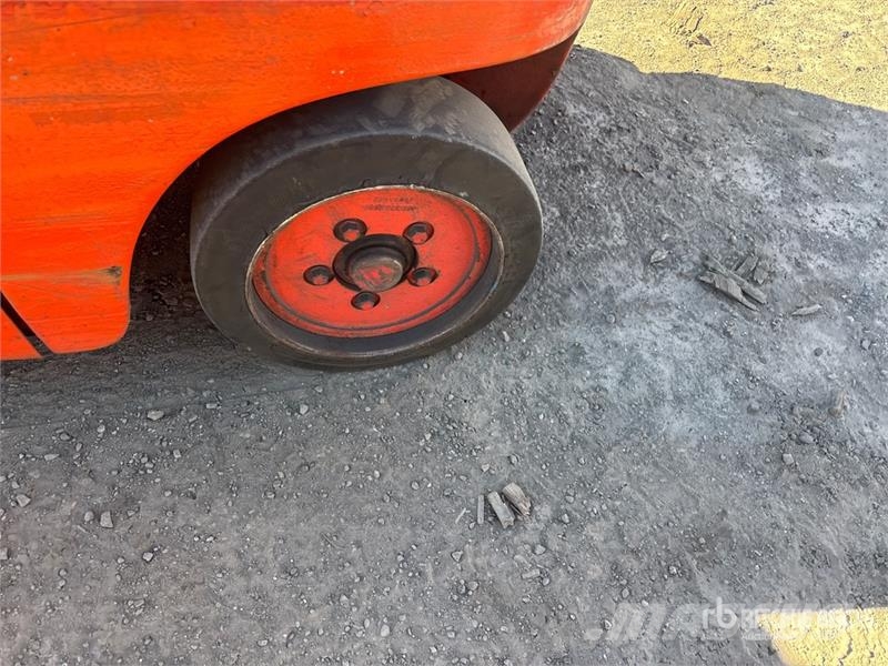 Linde H20CT/600 2325 lb Forklift Інше