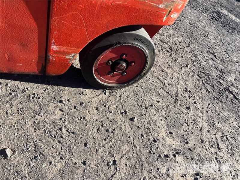 Linde H20CT/600 2350 lb Forklift Інше
