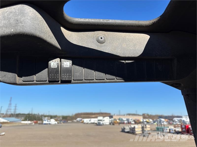 Linde H35D 7000 lb Pneumatic Tire Forklift (Inoperable) Forklift trucks - others