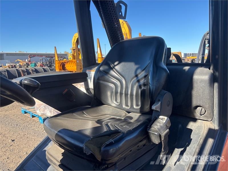 Linde H35T 6075 lb Cushion Tire Forklift Інше
