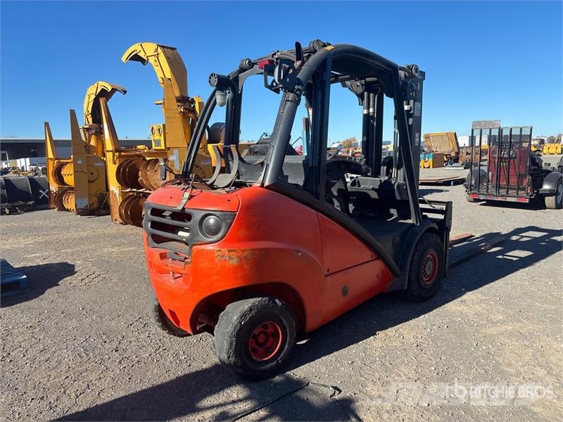 Linde H35T 6075 lb Cushion Tire Forklift Інше