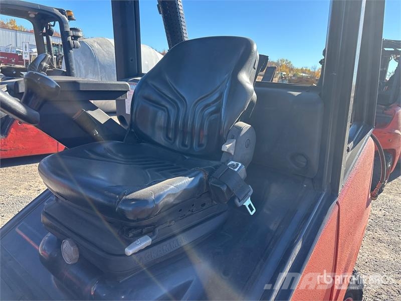 Linde H35T 6075 lb Cushion Tire Forklift Інше