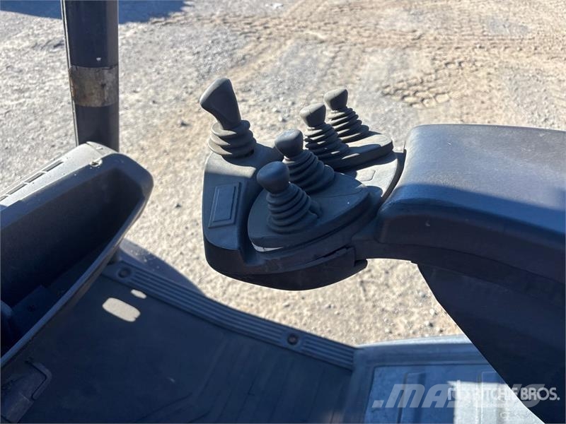 Linde H35T 6075 lb Cushion Tire Forklift Інше