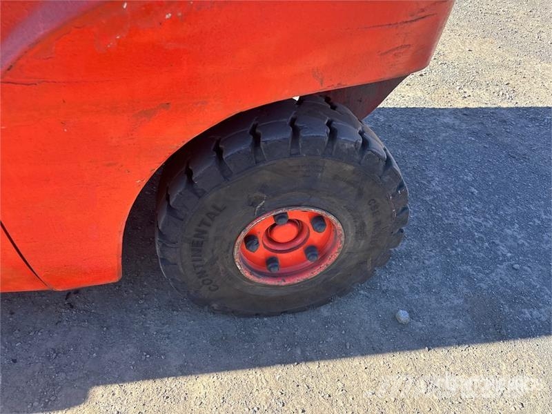 Linde H35T 6075 lb Cushion Tire Forklift Інше