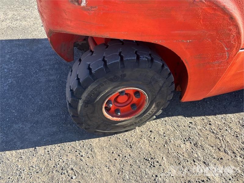 Linde H35T 6075 lb Cushion Tire Forklift Інше