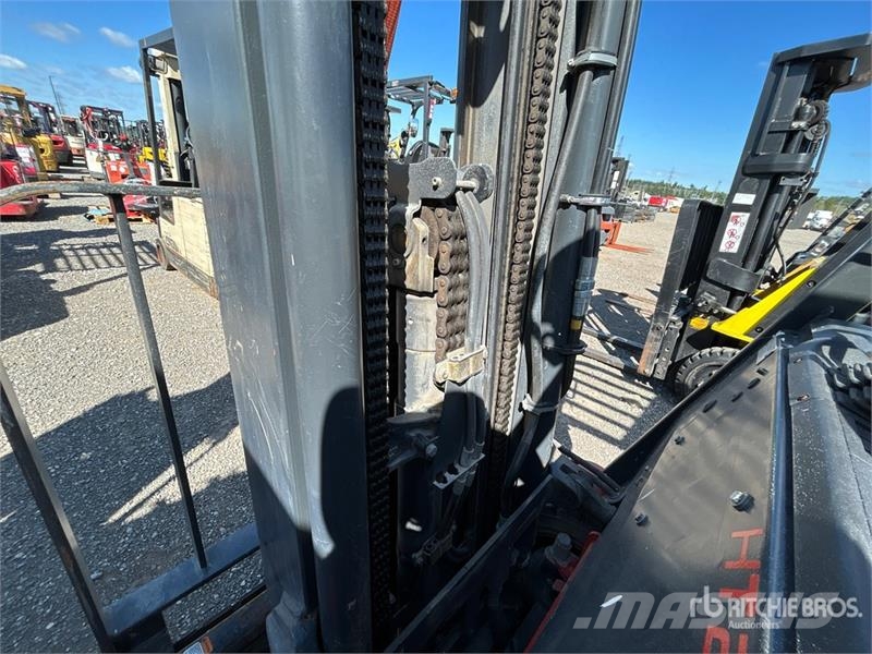 Linde HT25CT 4750 lb Cushion Tire Forklift (Inoperable) Інше