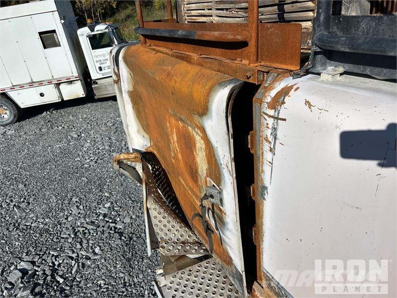 Link-Belt 800X2 Tracked Excavator (Inoperable) Gravemaskiner på larvebånd