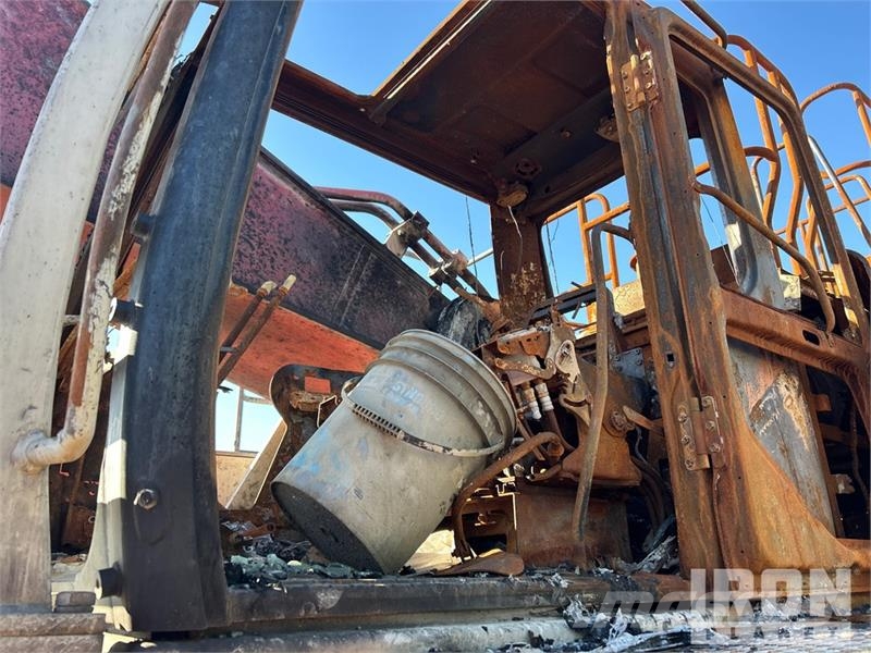 Link-Belt 800X2 Tracked Excavator (Inoperable) Gravemaskiner på larvebånd