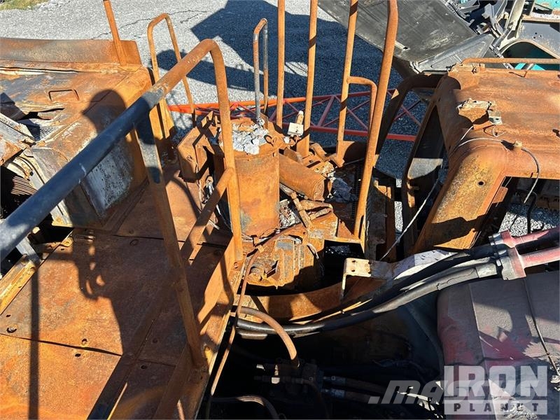 Link-Belt 800X2 Tracked Excavator (Inoperable) Gravemaskiner på larvebånd