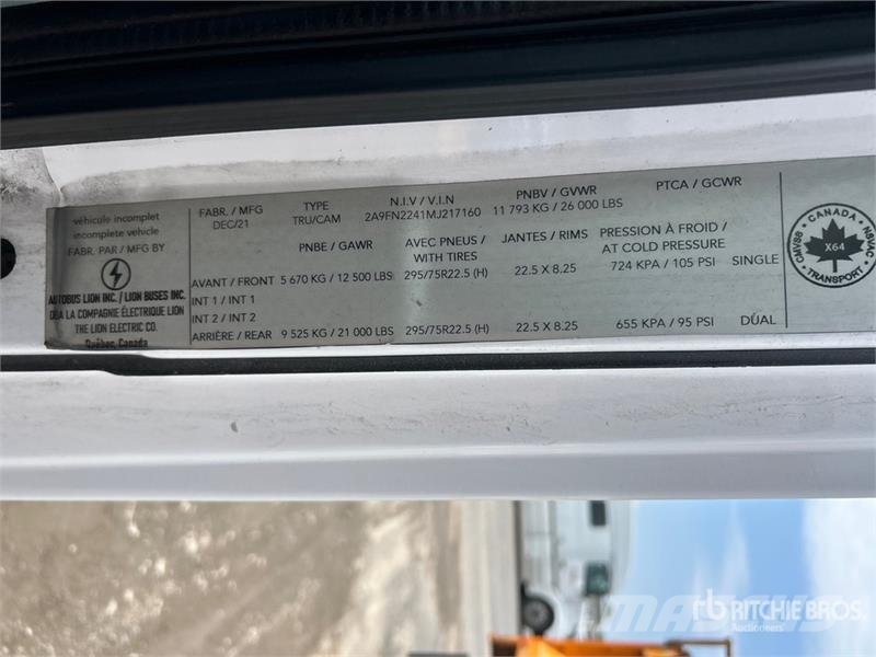 Lion 6 4x2 Electric Cab and Chassis (Inoperable) Cabines