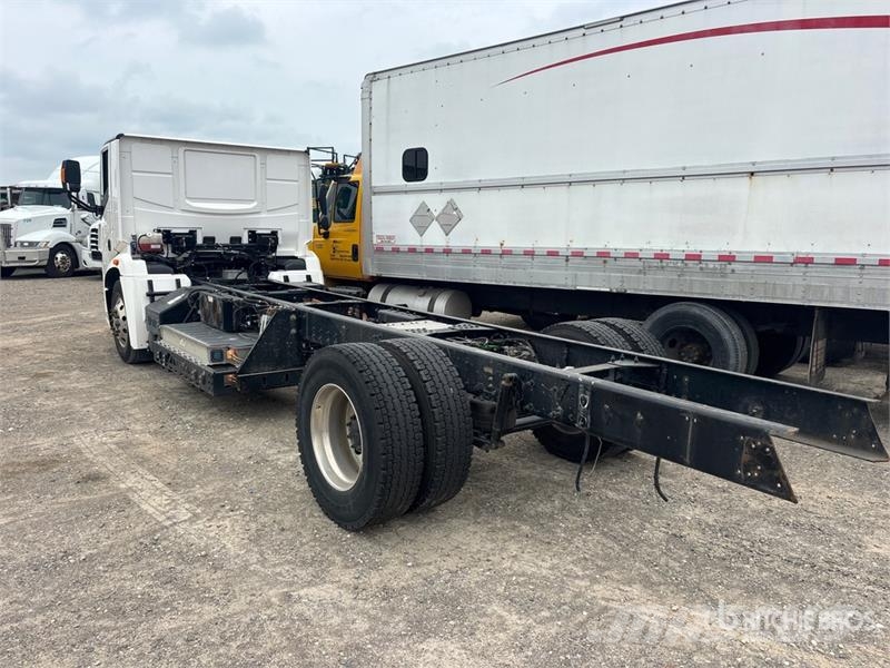  Lion6 4x2 Electric Cab and Chassis (Inoperable) Cabinas