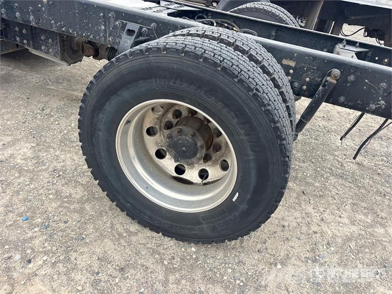  Lion6 4x2 Electric Cab and Chassis (Inoperable) Cabinas