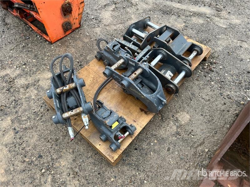 LiuGong of LiuGong 44C5416 Quick Coupler - Fits LiuGong 90 Ātrie savienotāji