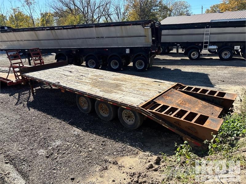 Load Max 25 ft Tri/A Equipment Trailer Prikolice za prevoz vozil