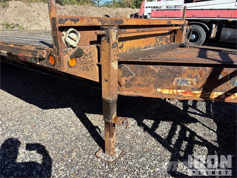 Load Max 25 ft Tri/A Equipment Trailer Prikolice za prevoz vozil