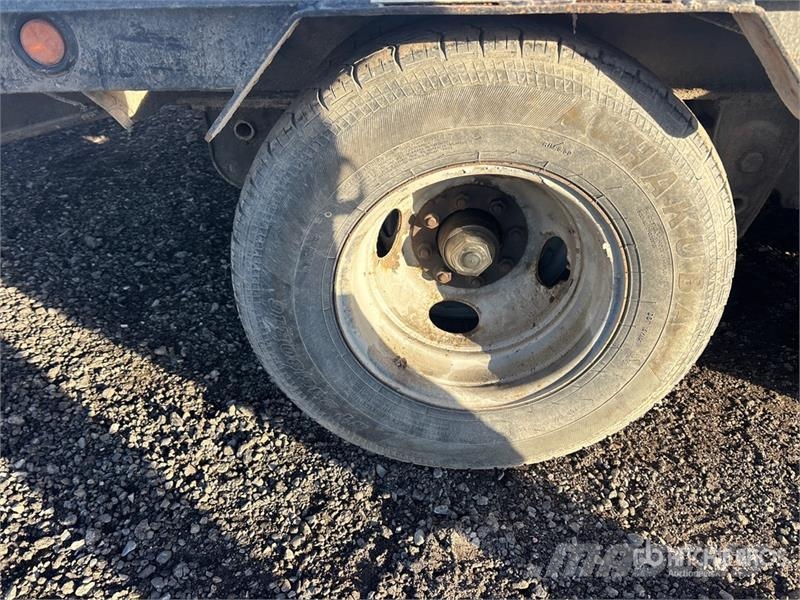 Load Trail 28 ft Tri/A Equipment Trailer 清障车