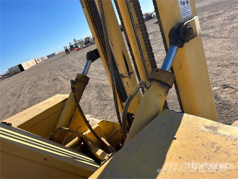 Loadlifter 4430B-6 6000 lb 4x4x4 Rough Terrain For Elevatore per esterni