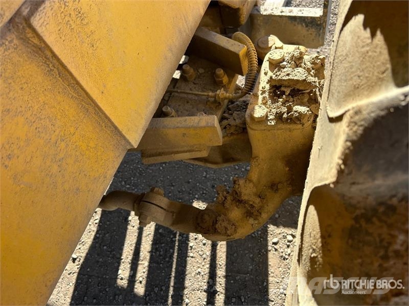 Loadlifter 4430B-6 6000 lb 4x4x4 Rough Terrain For Elevatore per esterni