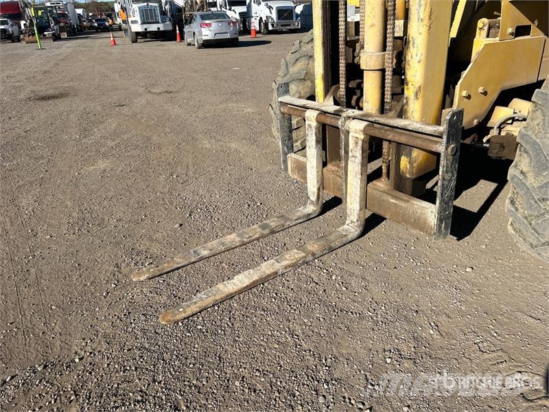 Loadlifter 4430B-6 6000 lb 4x4x4 Rough Terrain For Elevatore per esterni